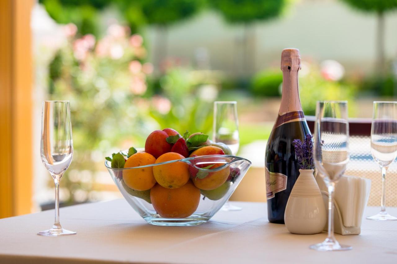 Villa Florence Boutique Apart Hotel Sveti Vlas Eksteriør bilde