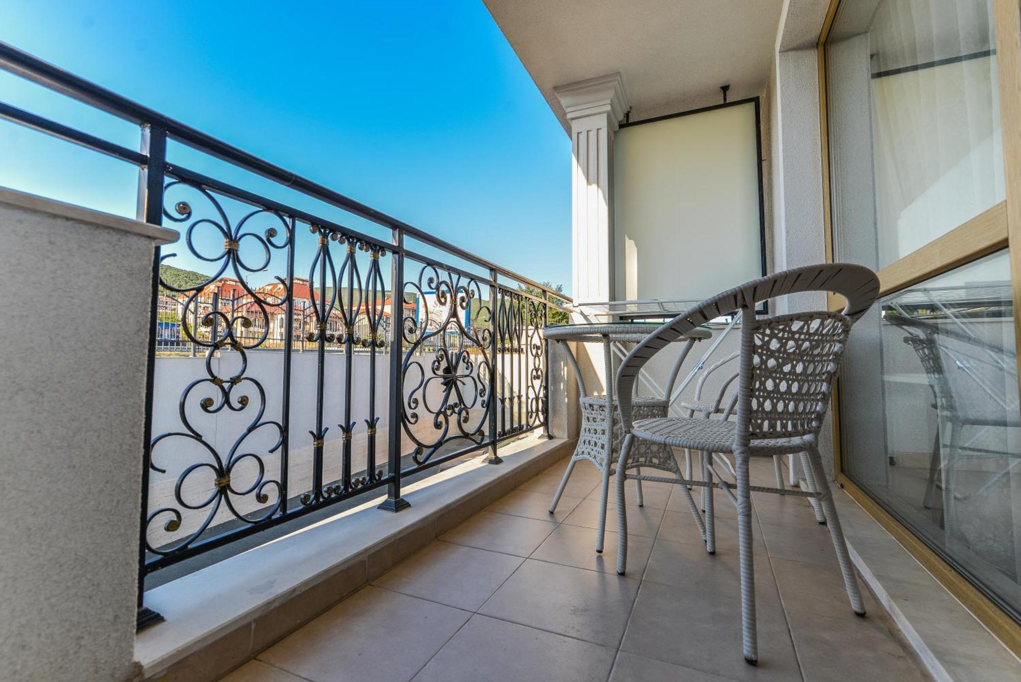 Villa Florence Boutique Apart Hotel Sveti Vlas Eksteriør bilde